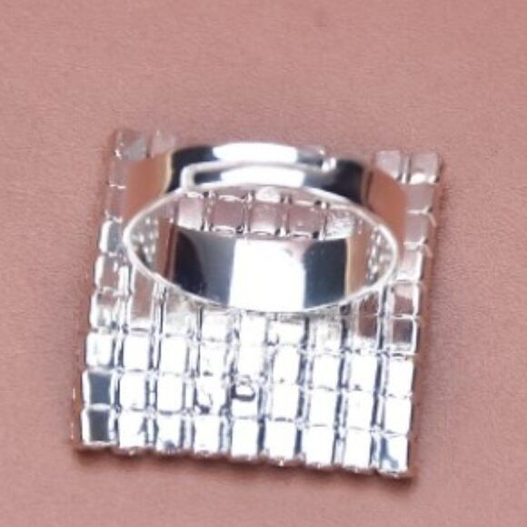 🎄Sparkle & Shine" Square Rhinestone Adjustable Ring - Picture 3 of 5
